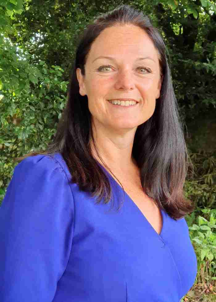 Jacqui Saunders, Conveyancing in Wimborne