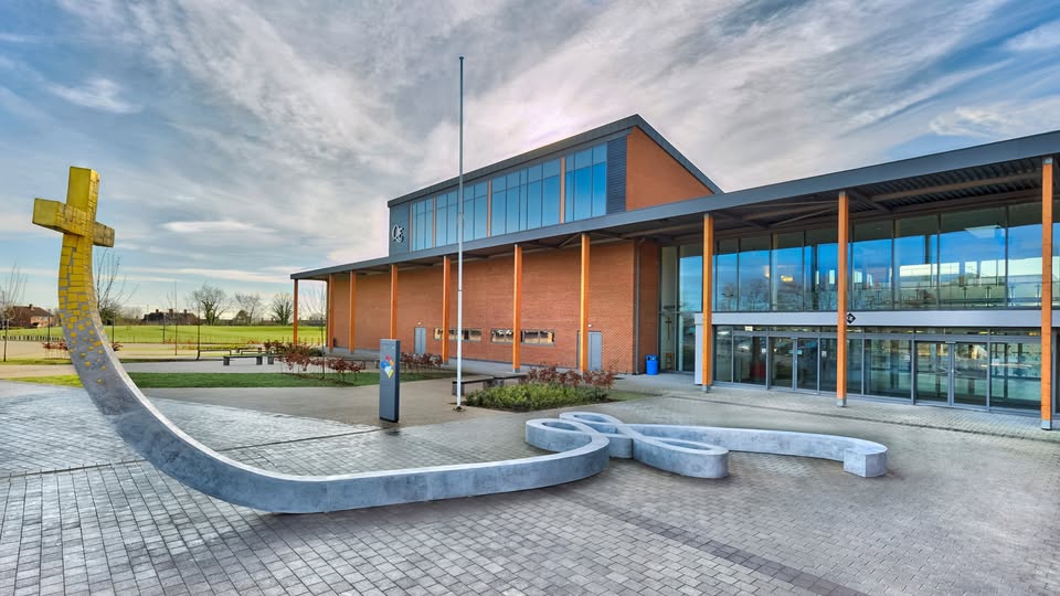 Queen Elizabeth's School